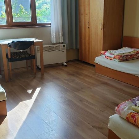 Yuvalar Mihaela Lake Retreat מראה חיצוני תמונה