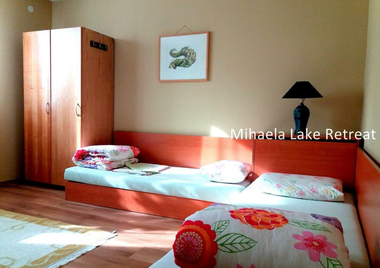 Yuvalar Mihaela Lake Retreat מראה חיצוני תמונה